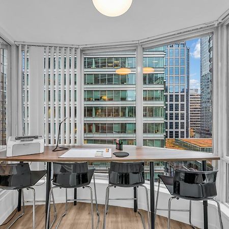 1-Br Condo In Downtown Coal Harbour With Parking And City Views Vancouver Extérieur photo