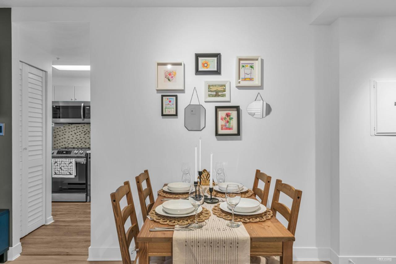 1-Br Condo In Downtown Coal Harbour With Parking And City Views Vancouver Extérieur photo