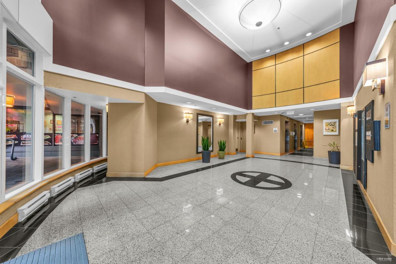 1-Br Condo In Downtown Coal Harbour With Parking And City Views Vancouver Extérieur photo
